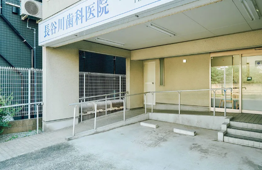 車椅子でのご来院も安心のバリアフリー設計