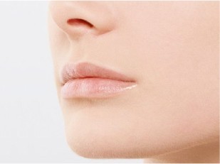 連携する大学病院口腔外科とともに、包括的なサポート体制で治療を進めています