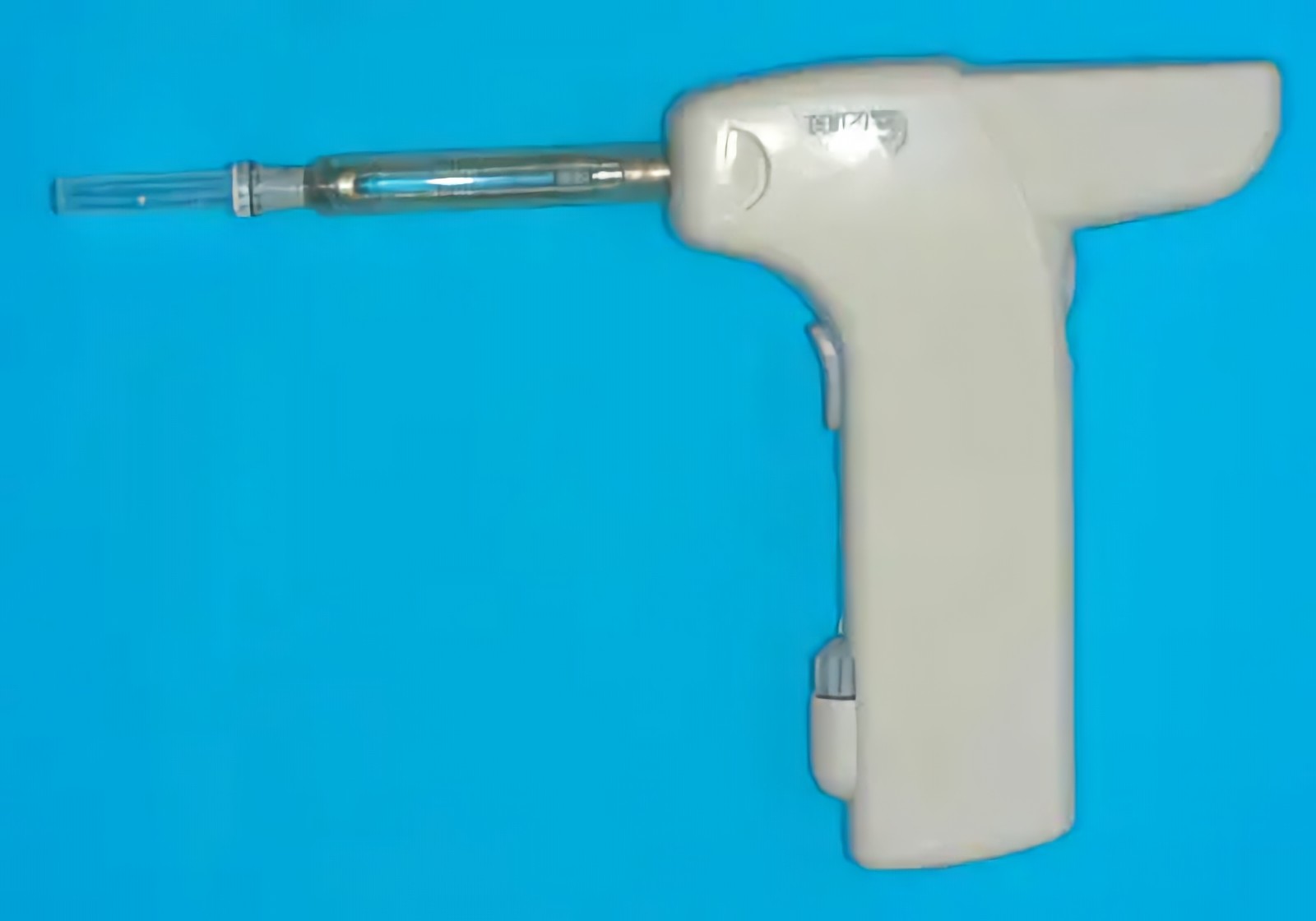 電動麻酔器を使用