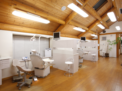 【ネット予約可・駐車場完備】安心の感染対策と高水準の医療体制で地域に寄り添うよいほの歯科診療所