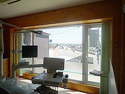 治療中は大きな窓から外を眺めることができます