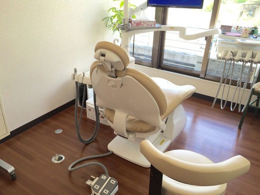 むし歯や歯周病になってから治療するのではなく、発症を防ぐことを重視した予防歯科に取り組んでいます。