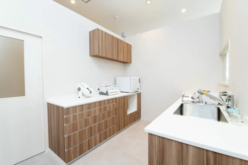 患者様の症状や進行状況に応じて適切な方法を選択し、できる限り負担を抑えながら治療を進めています。