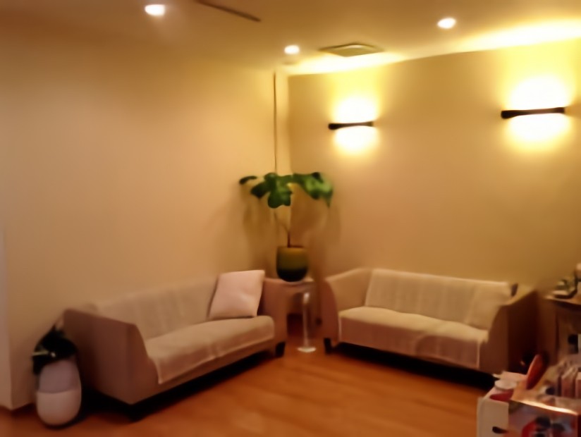 【余戸駅徒歩1分・駐車場完備】地域に寄り添い丁寧な診療を行うピュアデンタルクリニック