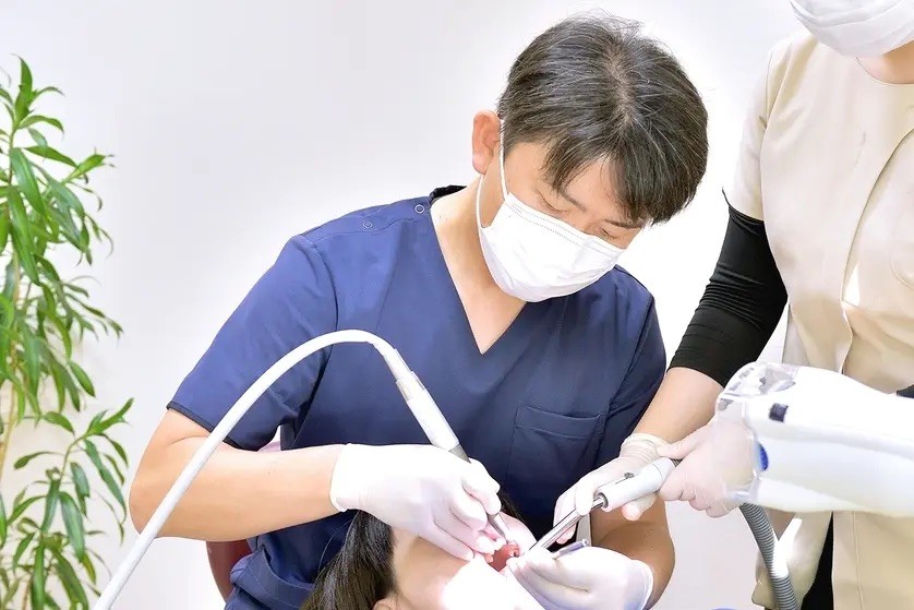 痛みの少ない虫歯治療を実践