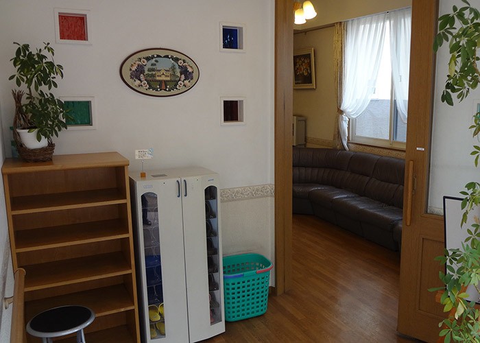 扉は半自動となっております