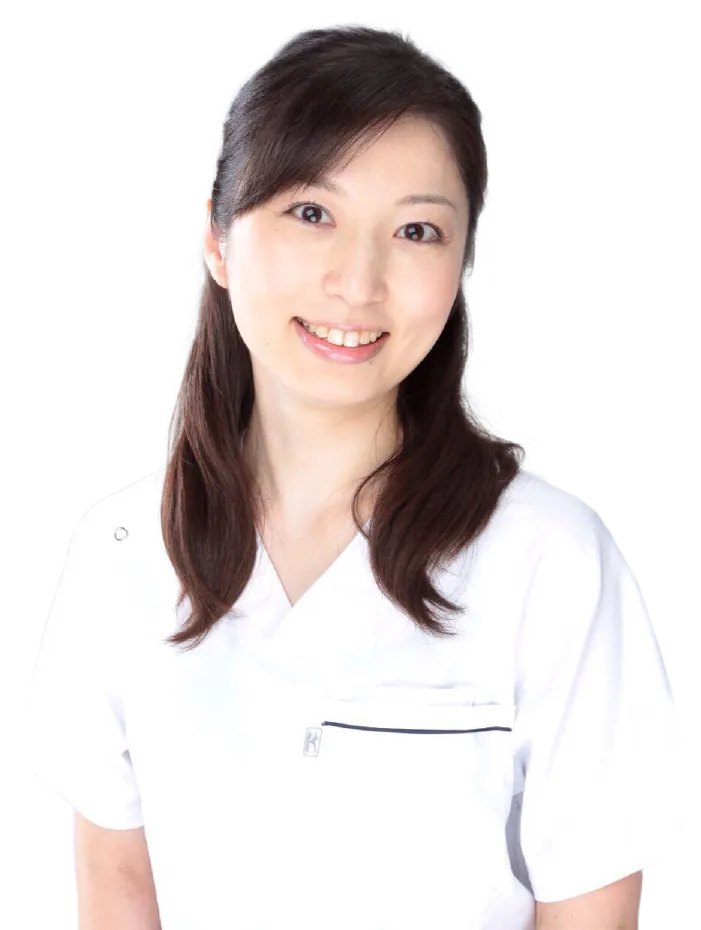 院長の荒岡 万理