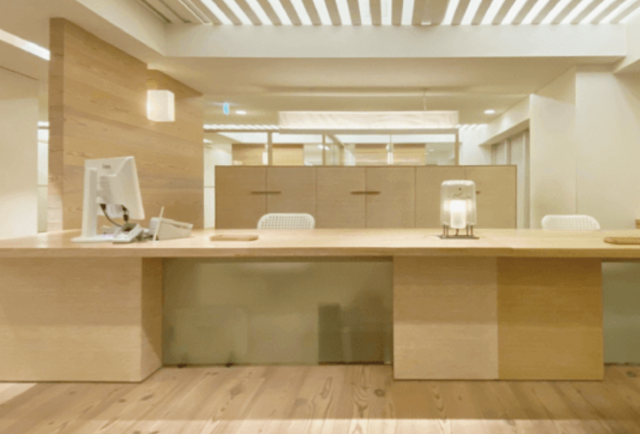 浦和駅西口より徒歩5分【駐車場完備】歯科技工所を併設する波多野歯科医院