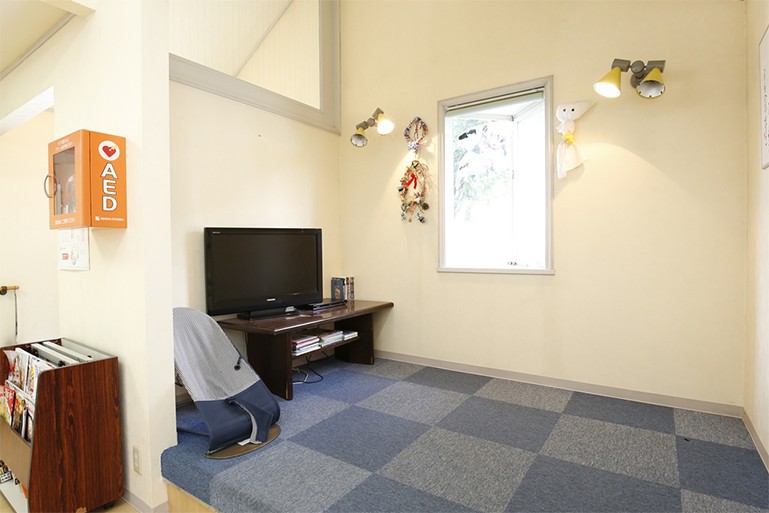 治療前後の待ち時間に遊べるキッズスペースです