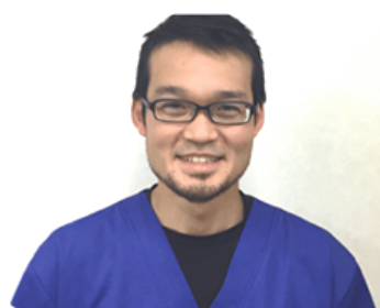 院長の塩原 英史