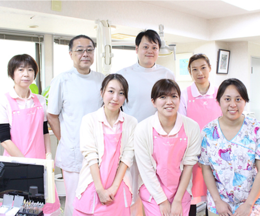 精鋭スタッフたちです