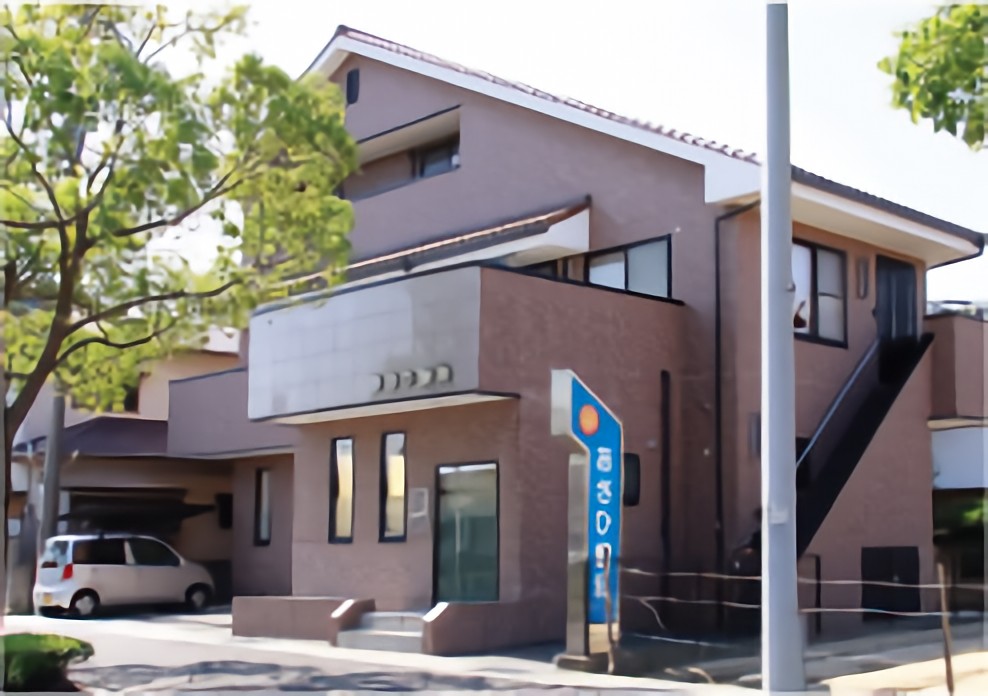 【駐車場完備・土曜診療】丁寧な診査と将来を見据えた診療を提供する今治市北日吉町のあさひ歯科