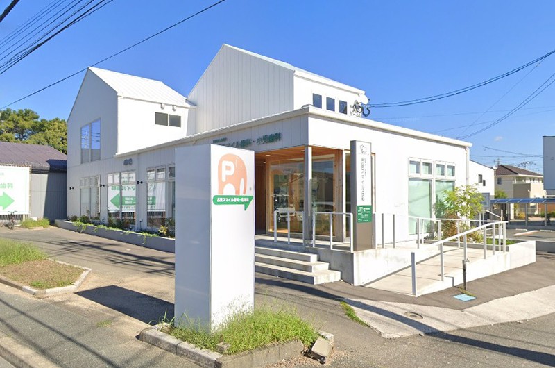 ①外観②受付③診療室