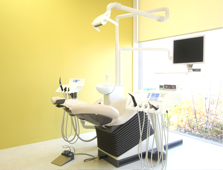 【矯正専門医在籍】患者様に寄り添う審美・矯正治療の塚本歯科分院