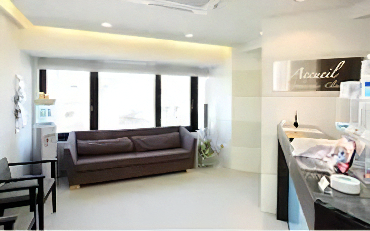 【新所沢駅 徒歩2分】専門医による矯正治療に対応する アクイユ矯正歯科クリニック