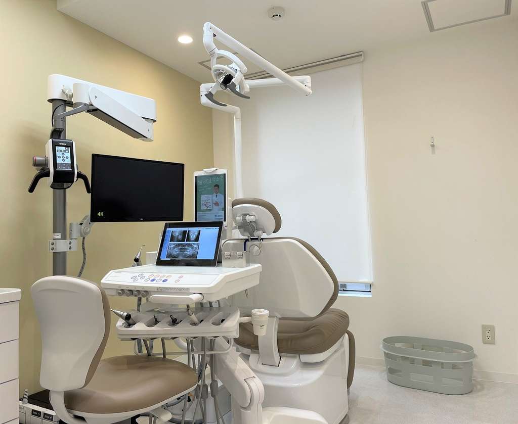 日本補綴歯科学会の認定医で、国際口腔インプラント学会の認定専門医が院長をしております。【年中無休　土日祝も診療】