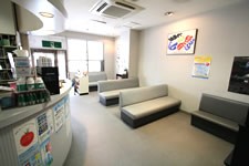 【てだこ浦西駅 東側 徒歩17分】小児歯科から口腔外科まで幅広く対応するとみしま歯科クリニック
