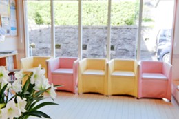 自分の歯で長く過ごせるよう、一人ひとりに寄り添った診療を行う