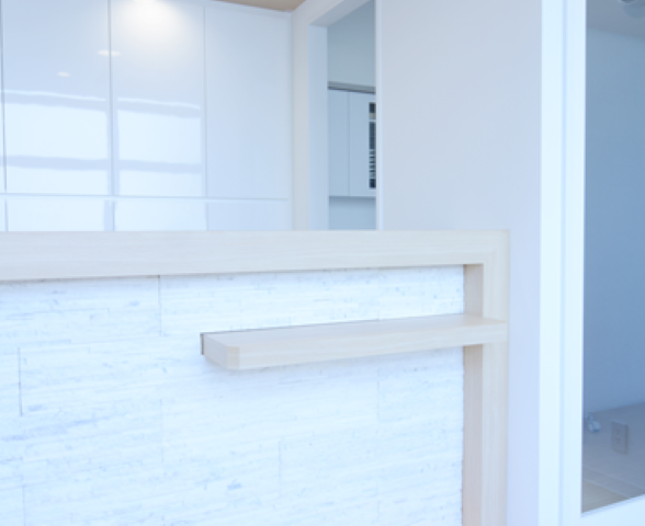 ①外観②受付③待合室