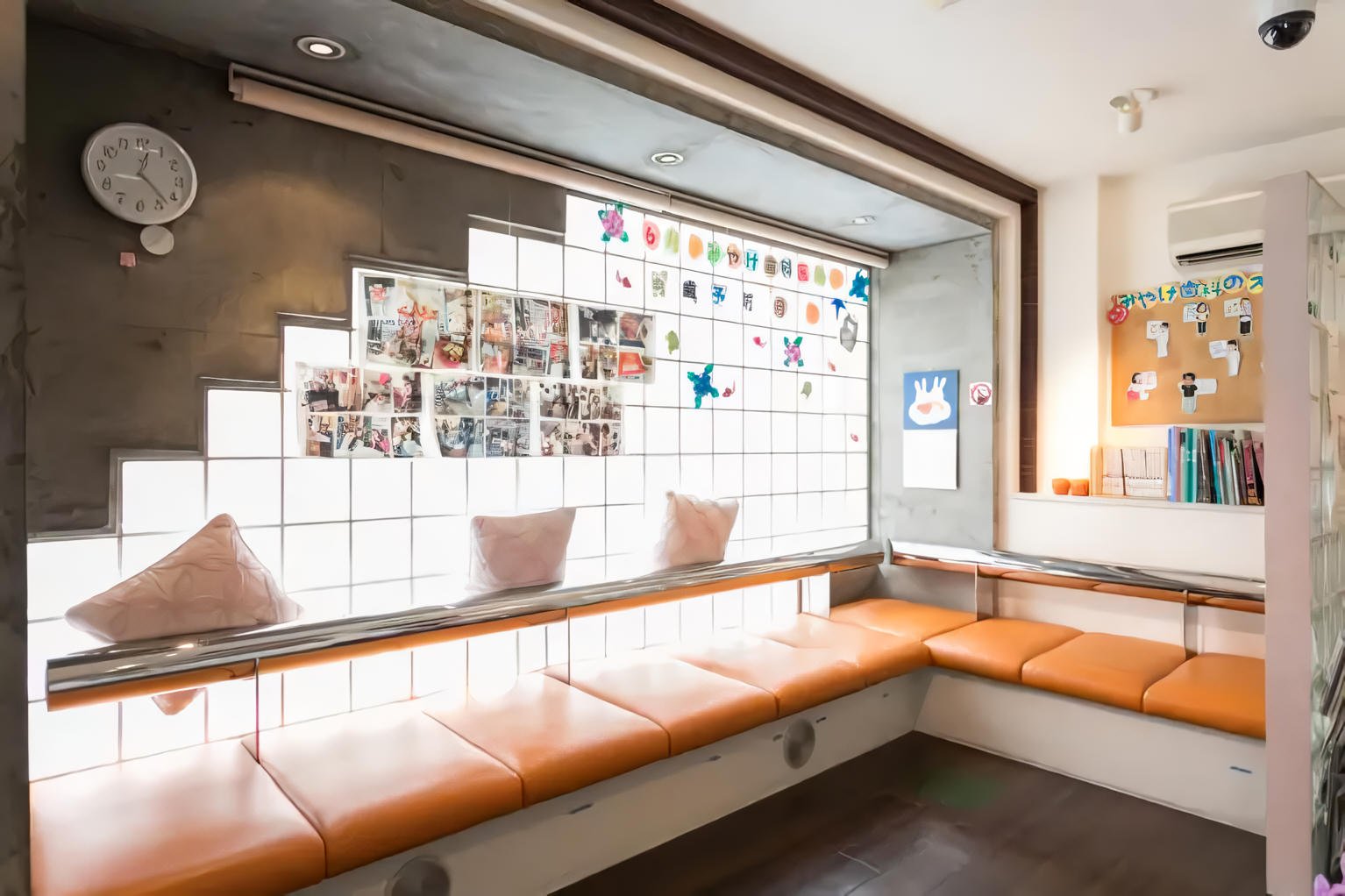 ①スタッフ②診療風景③待合室