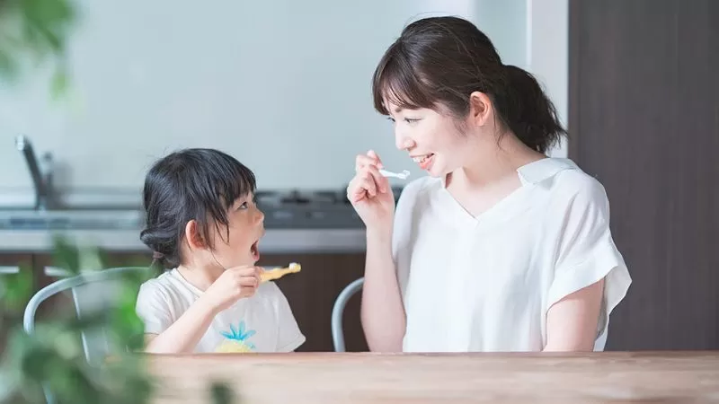 ①スタッフ ②医院イメージ ③理事長