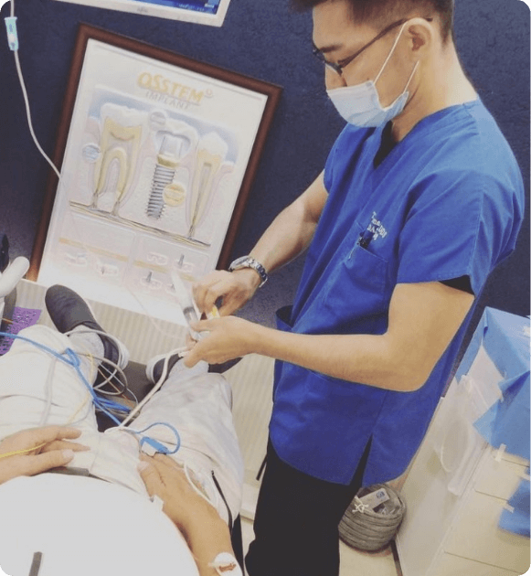 麻酔科医による痛みを最小限に抑えインプラントも可能です