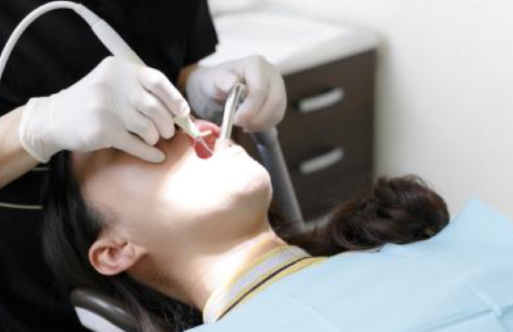 削らない治療で歯を守る