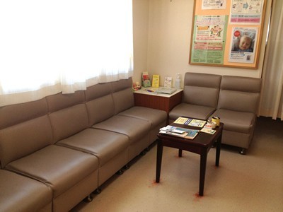 ①外観②待合室③診療チェアー