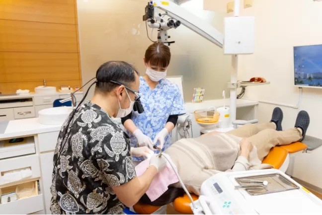 歯周病のスペシャリストによる治療