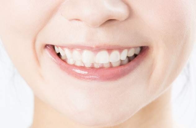 見た目の美しさだけでなく、歯の機能面にも配慮した審美治療を提供しています