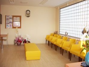 【王寺駅 徒歩15分】【平日夜20時まで診療】患者様との対話を大切にする地域密着型の竹田歯科