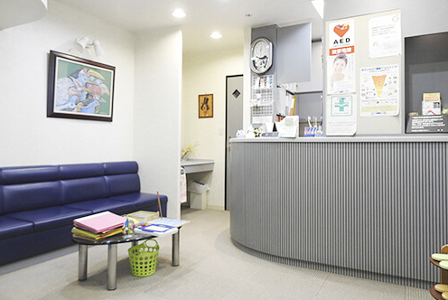 ①外観➁階段③受付