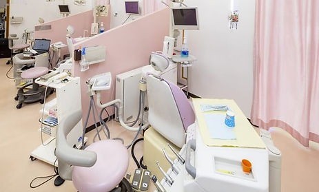 機能性と審美性の両立を重視し、長期的な安定を考慮した設計を行っています。