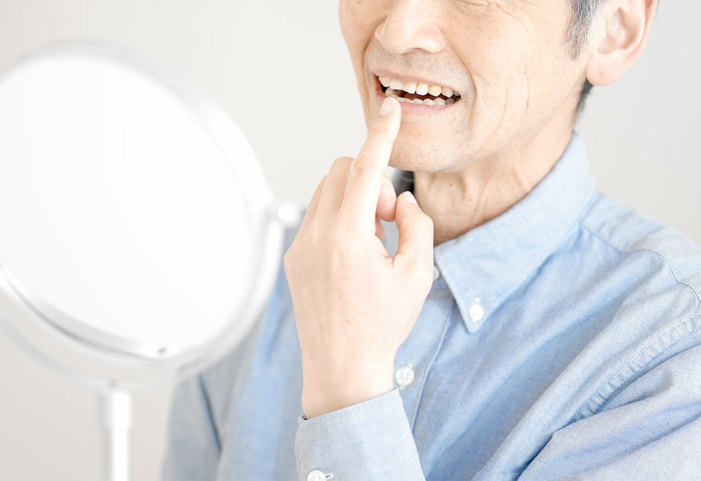 CTやサージカルガイドを用いて負担を抑えています