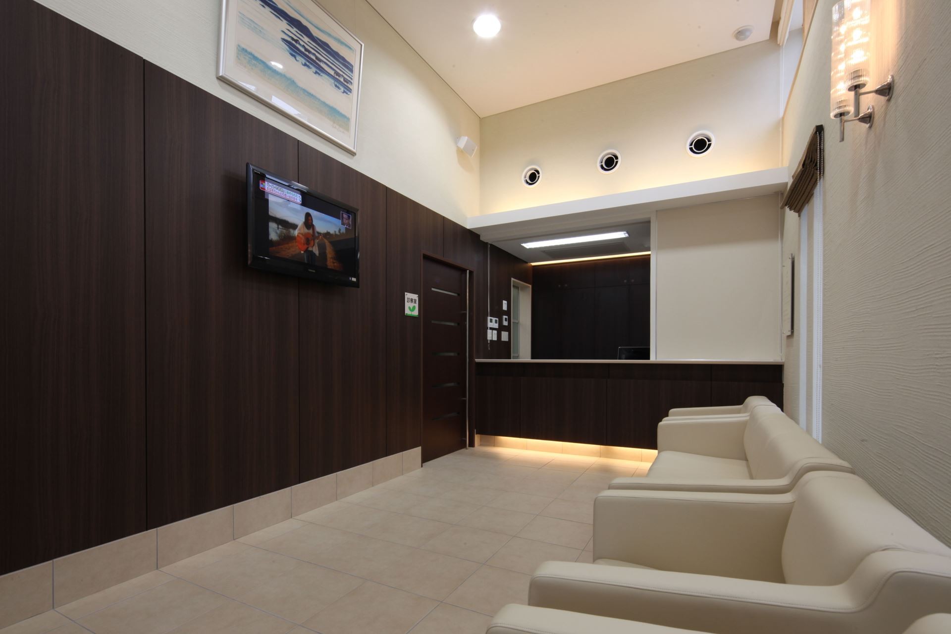 【駐車場完備・土曜診療】長く自分の歯で食べる未来を支えるふたば歯科クリニック