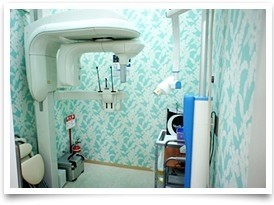 ①受付②待合室③デジタルレントゲン