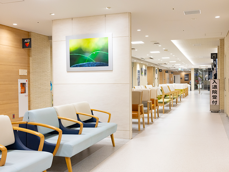 【須磨海浜公園駅徒歩6分・駐車場完備】地域に根ざし、幅広い診療を支える総合病院