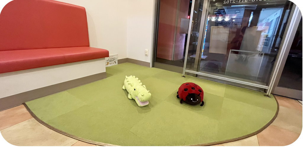 待合室・キッズスペース・診療室