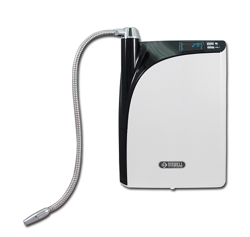 オゾン水生成器により器具についた細菌を除菌しています