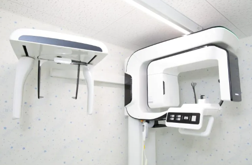 【土曜日診療対応】【獨協大学前駅徒歩7分】地域の皆様が快適に通院できる歯科医院として、常に最良の医療を提供し続ける「医療法人i-スマイル 愛里歯科」