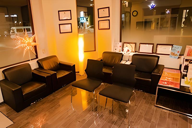 【本笠寺駅から徒歩1分】顕微鏡を活用した精密治療と丁寧な診療が魅力のスターデンタルクリニック