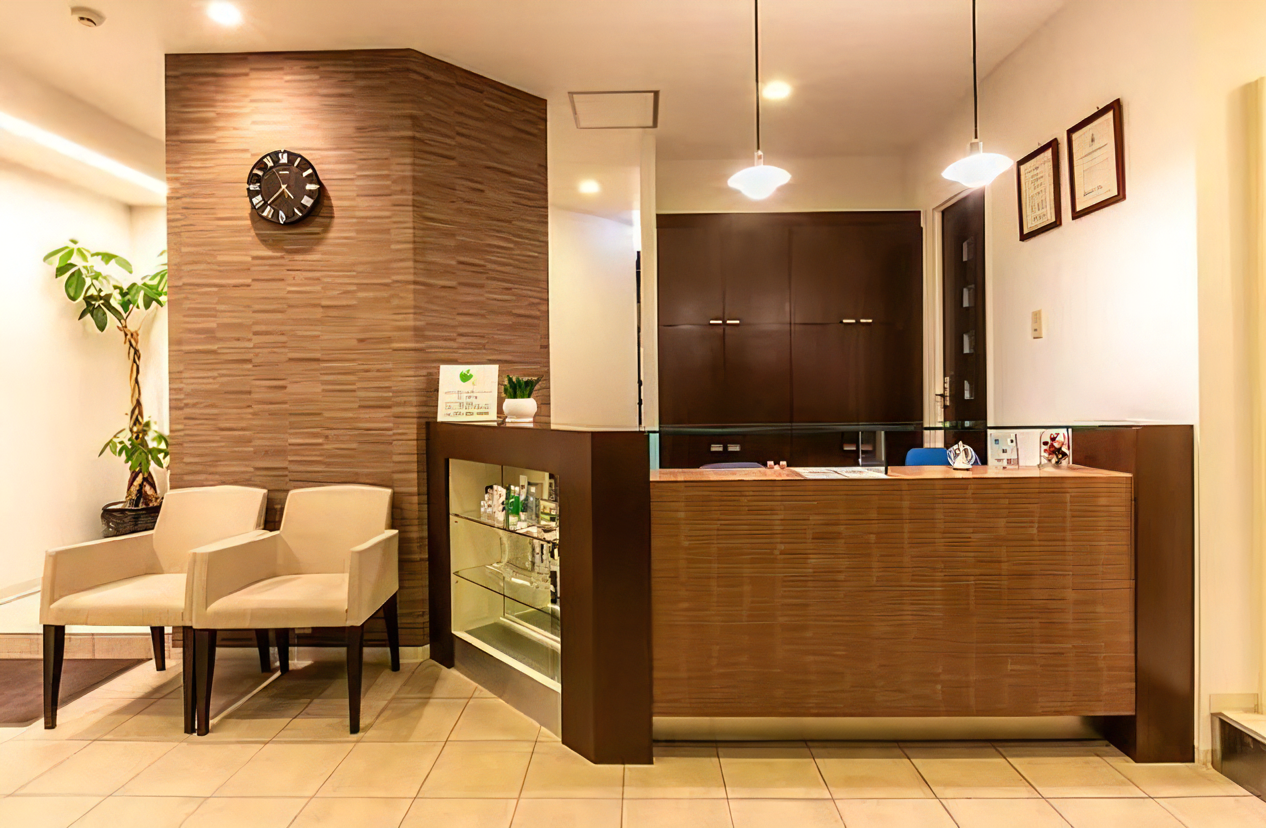 ①受付②待合室③パウダールーム