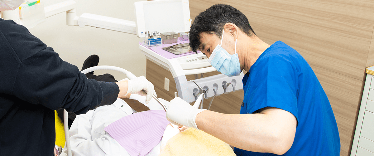 できるだけ痛みの無い虫歯治療を行います