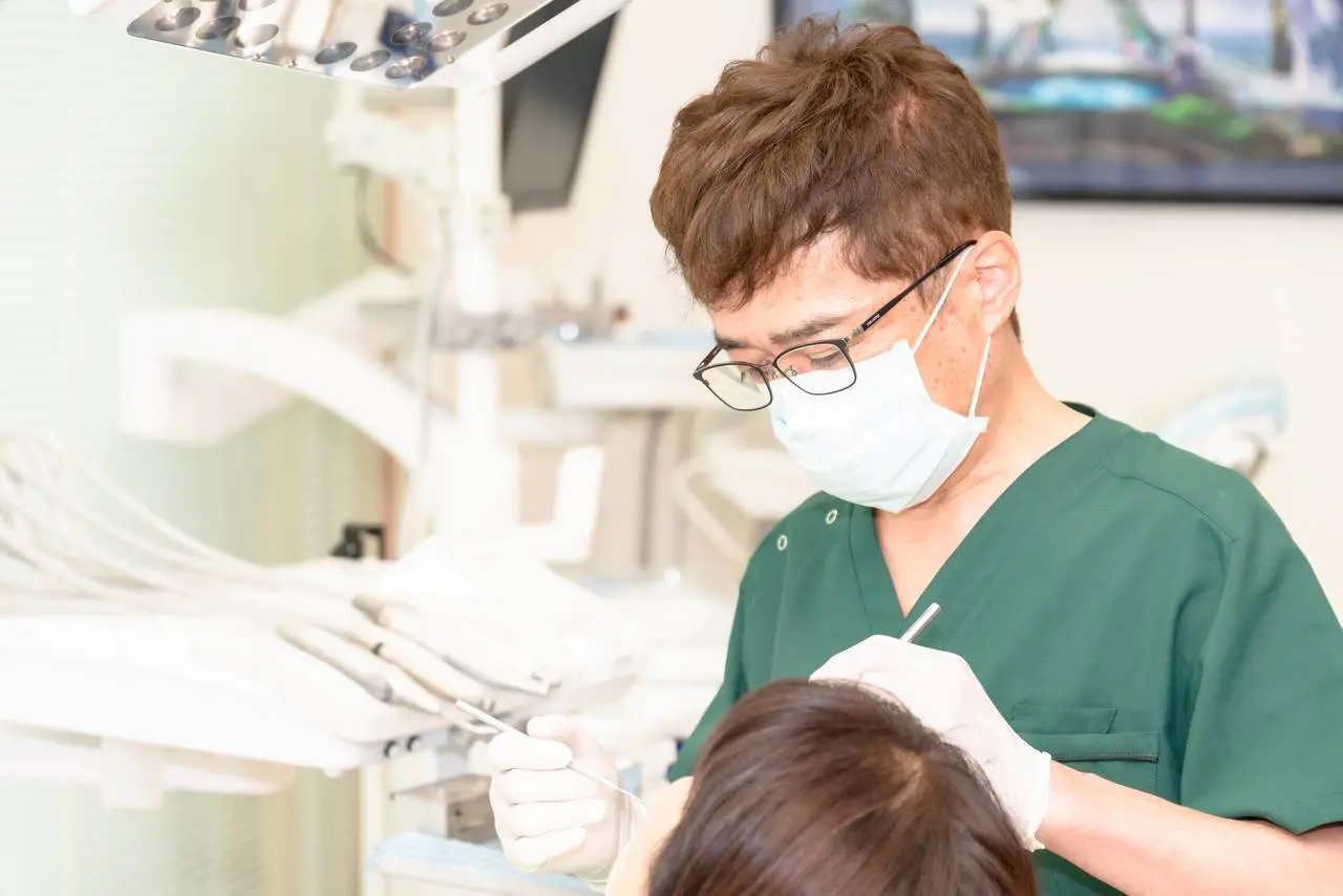 可能な限り歯を削らない「MI治療（ミニマルインターベンション）」を取り入れています