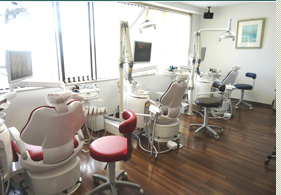 年齢や発育段階に合わせた矯正方針が魅力