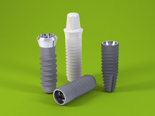 人工歯にはジルコニアを使用しています