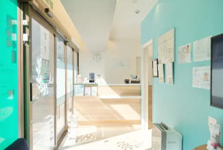 【上野駅 徒歩4分】　患者様の健康と笑顔を守り抜く 東上野ホワイトデンタル