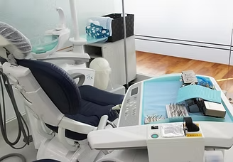 見た目だけでなく、噛み合わせまで考えた矯正治療を専門医が担当