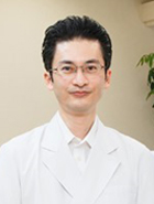 院長の小山 賀広