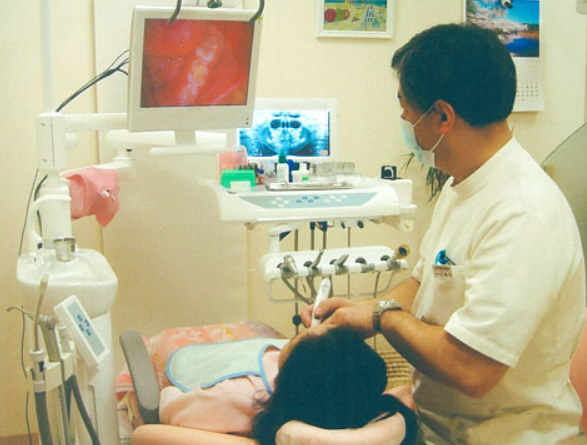 口腔内カメラでお口の中をご確認いただけます